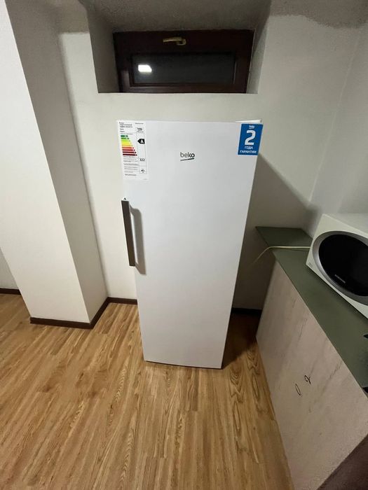 Морозильник Beko модель-RFSK215T01W