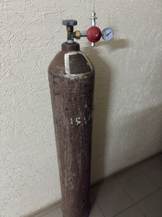Продам баллон с гелием