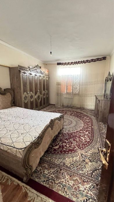 Qarshi shaharda 3 xonali uy sotiladi