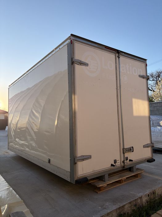Алуминиева каросерия ( преместваема работилница склад)