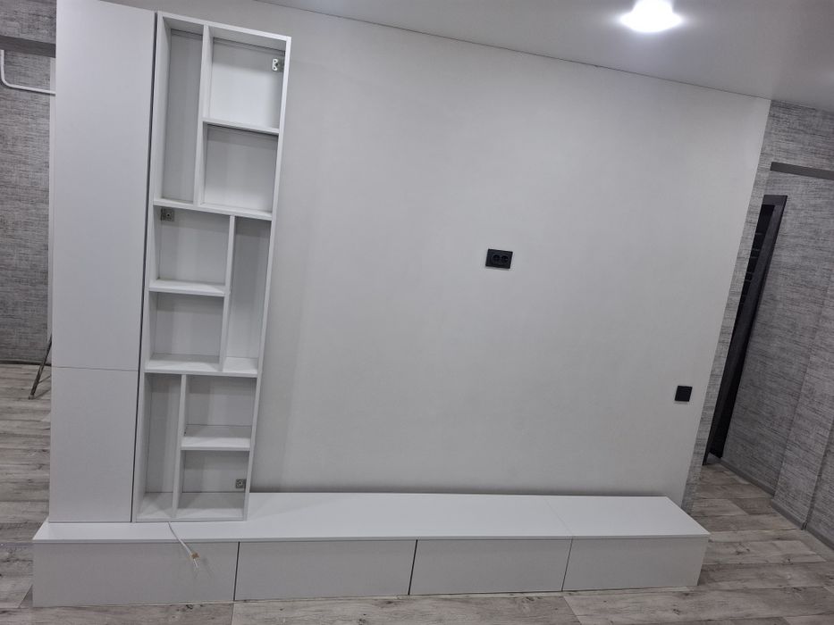 Зона под телевизор