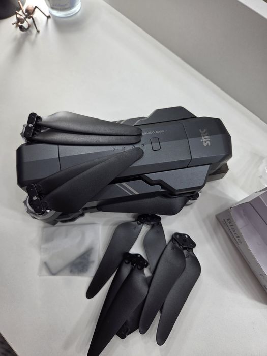 Дрон SJRC F-11 pro