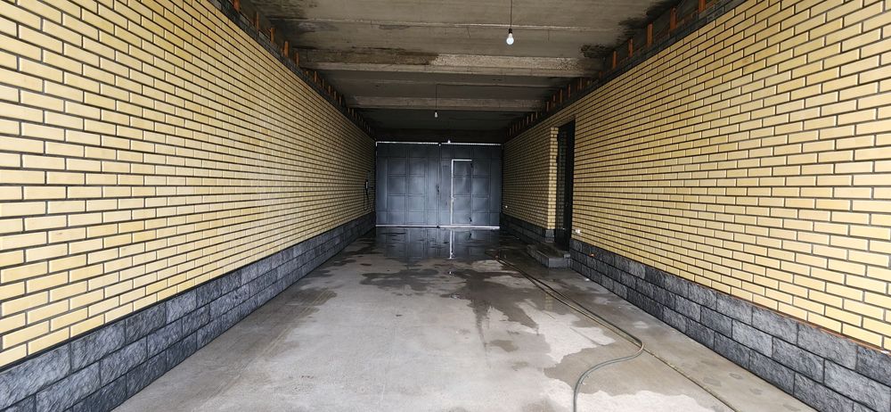 Assalomu alaykum uy sotiladi 10 sotix Iyk otada.