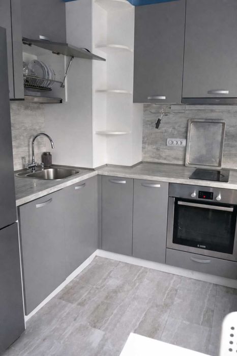 Дава се под наем Тристаен апартамент в София, Изток - 85 кв.м за 870 € - Снимка #3
