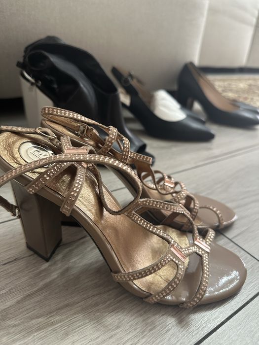 Кожаная обувь 37