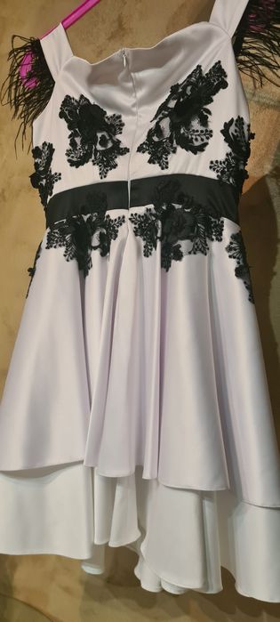 Rochie alb cu negru - scurta