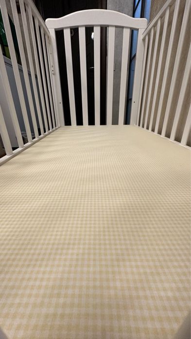 Детская кроватка.