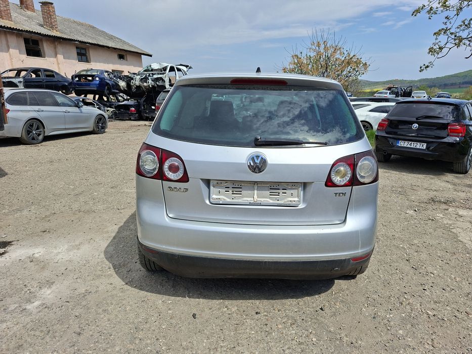 VW  Голф5 плюс 1.9 тди  2007год