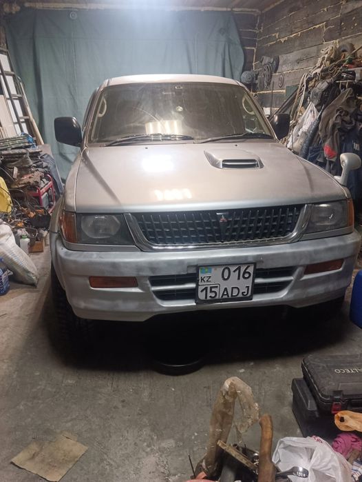 Продам Митсубиси Челленджер