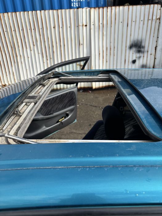 Продам машину Toyota Corolla E100