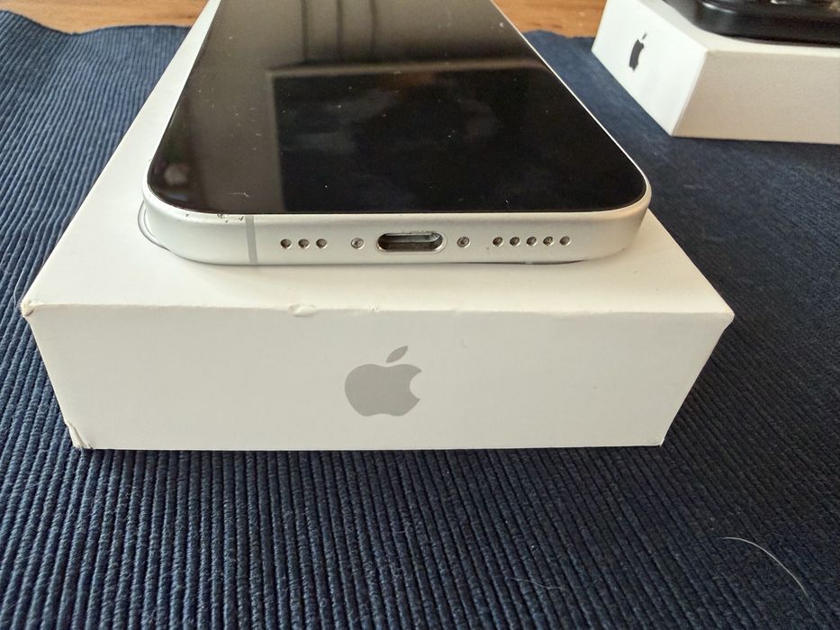 2 броя iPhone 16 (128GB) – Пакет 1000€ (или 600€ за брой)