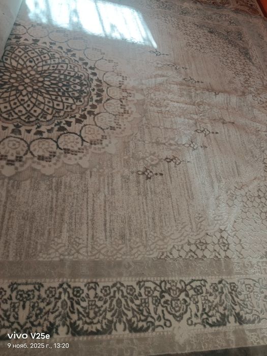 7*3.5 кілем бар жағдайы өте жақсы