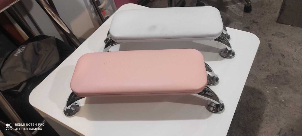 Поставка за маникюр