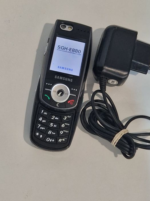 SGH-E880 perfect funcțional
