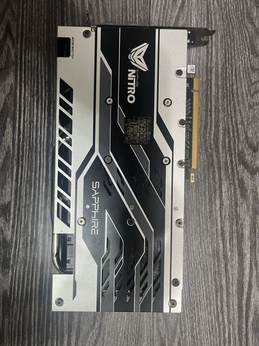продам видеокарту rx570 saphire nitro