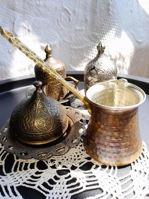 Антики винтидж всякакви