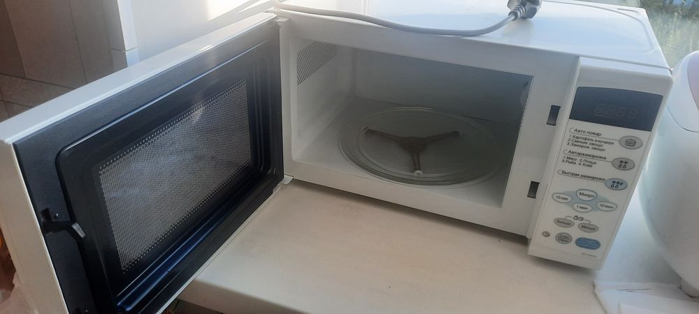 Продам микроволновку