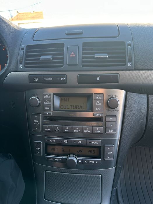 Toyota Avensis 2007 - 4x4 - 2.0 Diesel 126CP - Climatronic