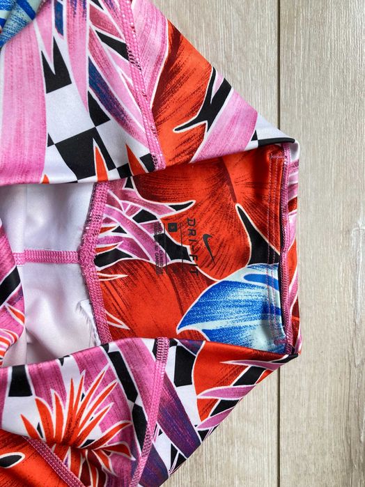 Найк Nike Dri Fit дамски клин размер S