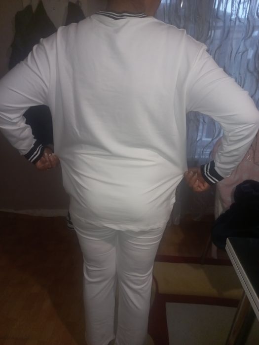 Дамски бял комплект