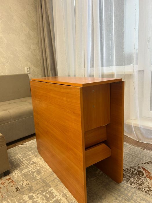 Продам стол 2 метра