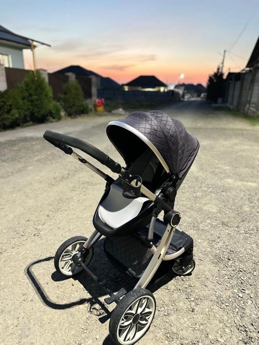 Продаю коляску в хорошем состоянии