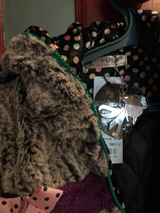 Продается  новая Детская верхняя одежда