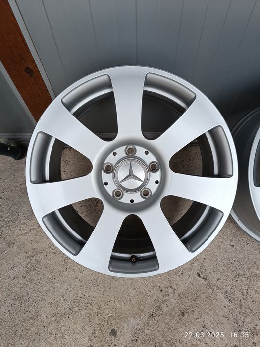 17/5/112-МЕРЦЕДЕС Ц класа W 204,W 205-нов внос-перфектни