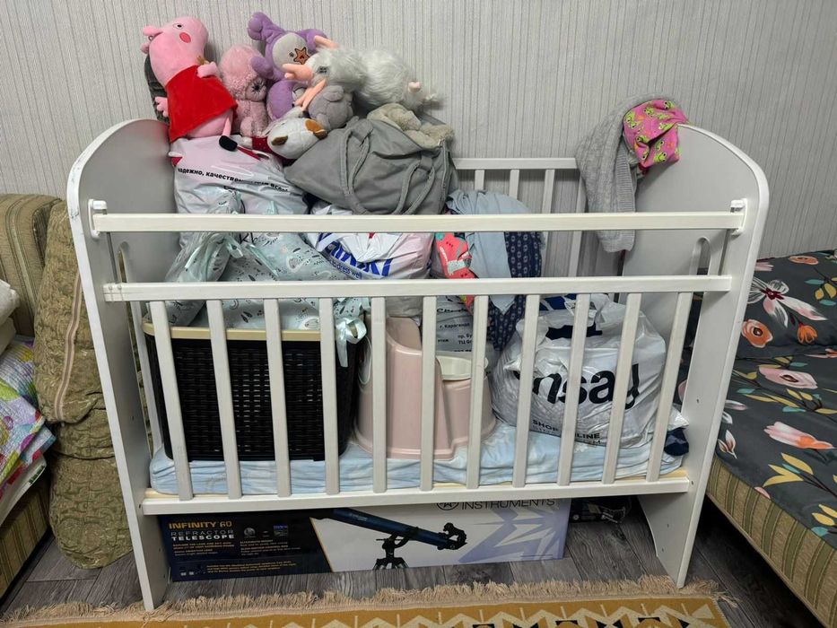 ДЕШЕВО. Детская кроватка