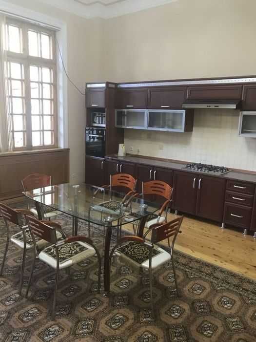 Новомосковская  Евродом 4-соток в Центре, можно под Офис ( н138 )