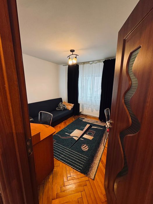 Apartament 2 camere | decomandat | etaj 2 | strada Rodnei