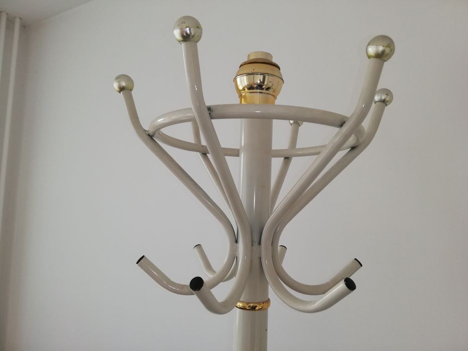 Здрава метална ретро закачалка