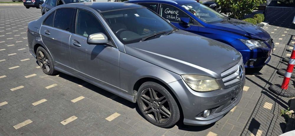 Dezmembrari dezmembrez Mercedes C-Class W204 2.2 diesel cod motor OM646811