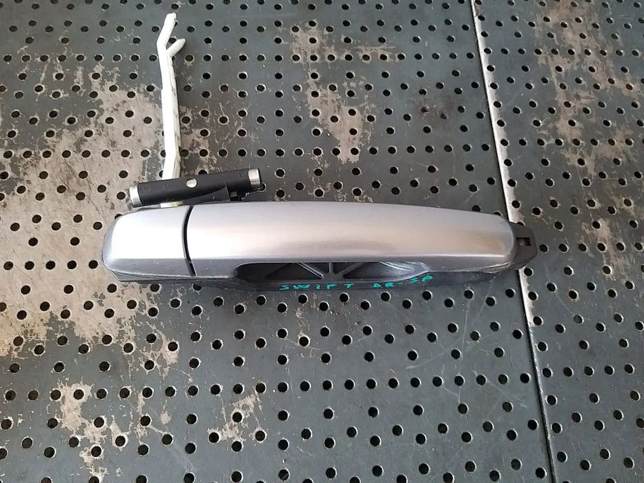 Maner usa dreapta spate suzuki swift 3