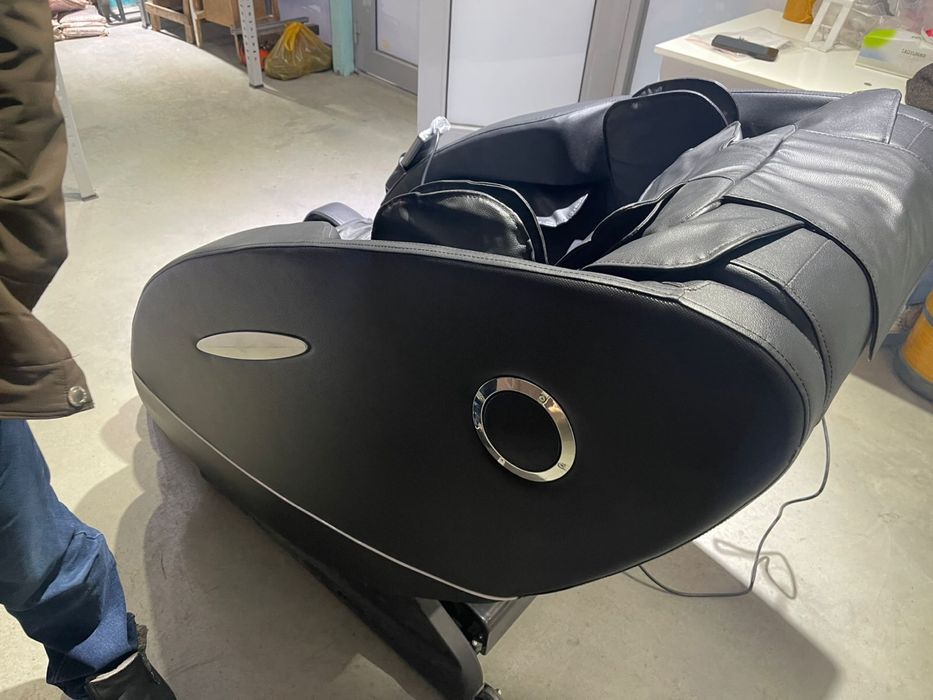 Массажное кресло