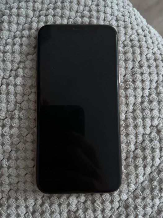 Обменяю iPhone 11 Pro 64 ГБ + доплата до 15 000 ₸ максимум