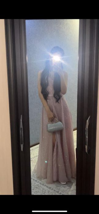 Продаю платье разные