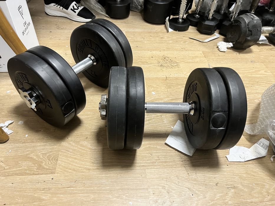 Gantere reglabile noi set 12,5 kg+12,5 kg=25 kg Germany pret 200 ron