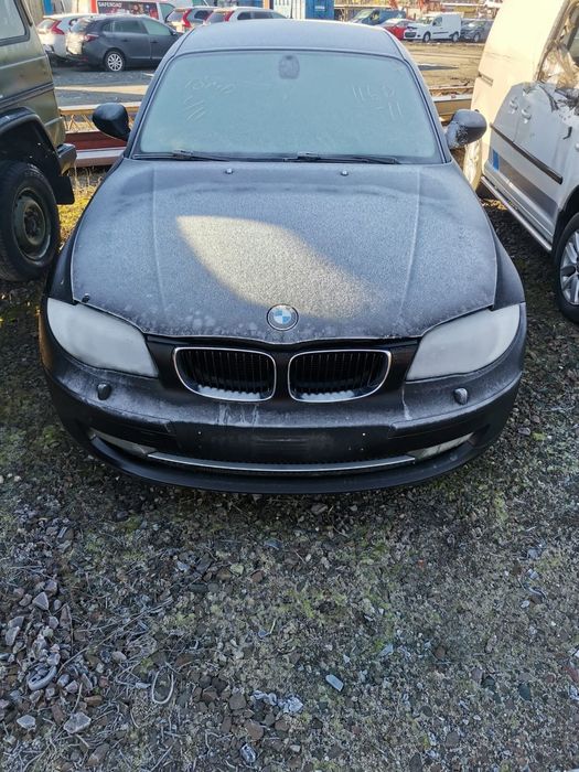 Dezmembram bmw seria 1 E87 2011 2.0 diesel