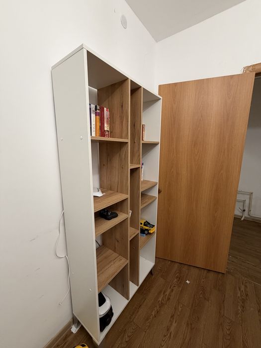 Продам стеллаж для книг и прочего