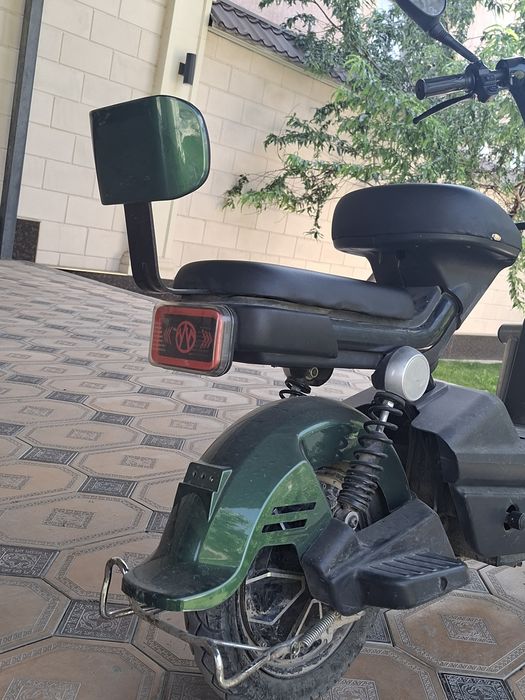 Скутер танк 800w