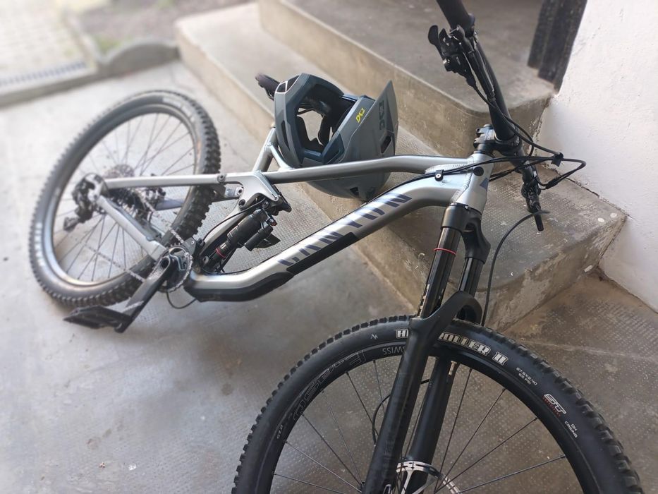Bicicleta canyon strive