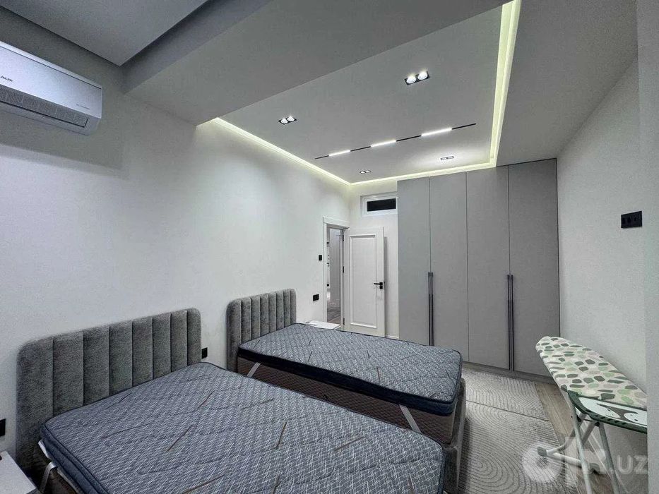 Сдаётся 4-комн ЖК E-ONE, PIRAMIT TOWER, 100 м²