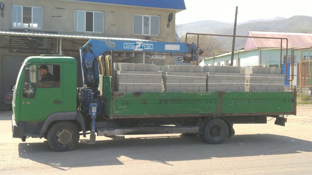 Услуга манипулятора и автовышки имеется люлька и с траверсой