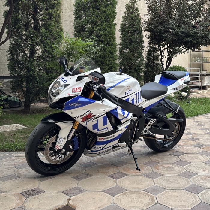 Suzuki GSX-R 750 L4