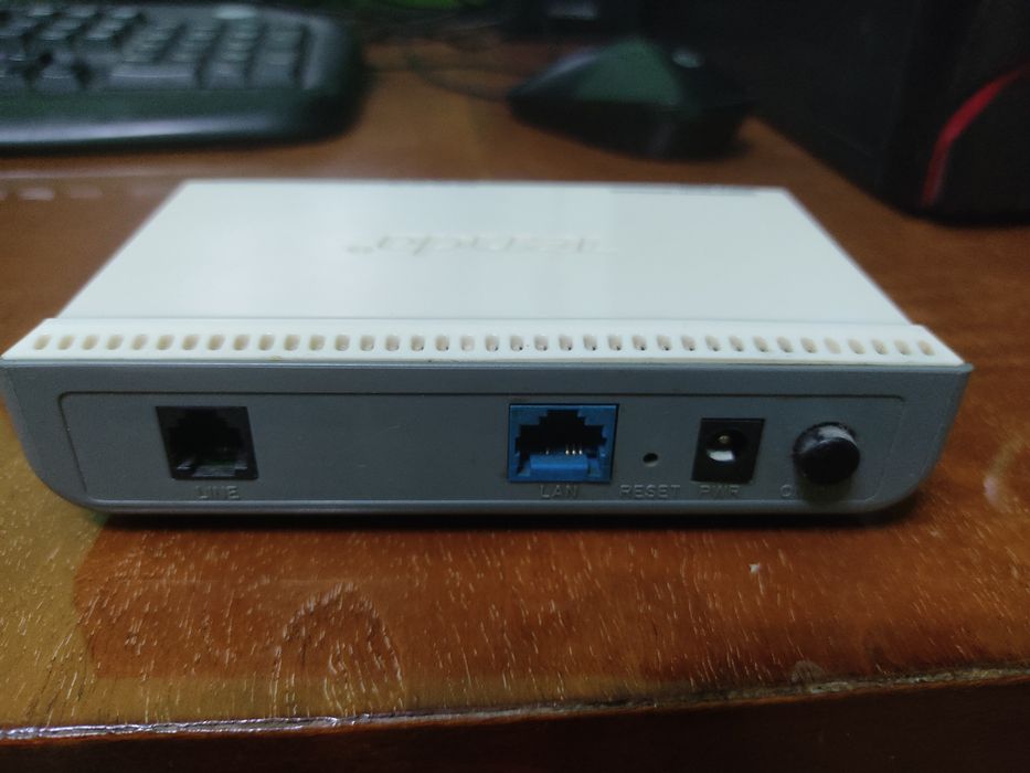 Модем Маршрутизатор adsl2 Tenda