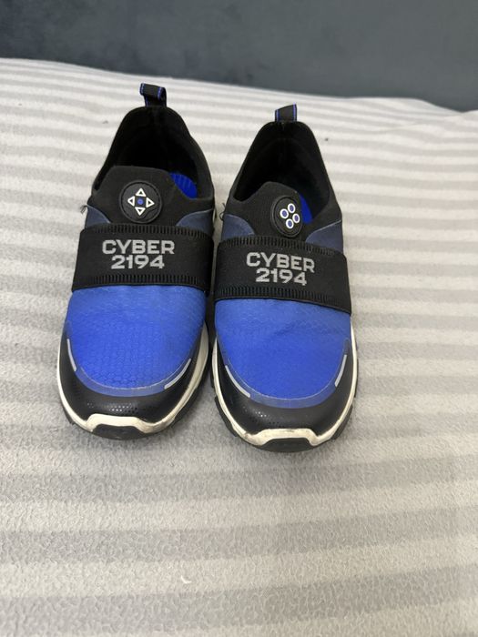 Продаются кросовки на мальчика