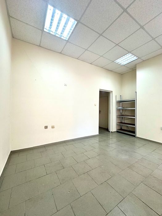 Дава се под наем Офис в Русе, Алеи Възраждане - 16 кв.м за 178.5 € - Снимка #3