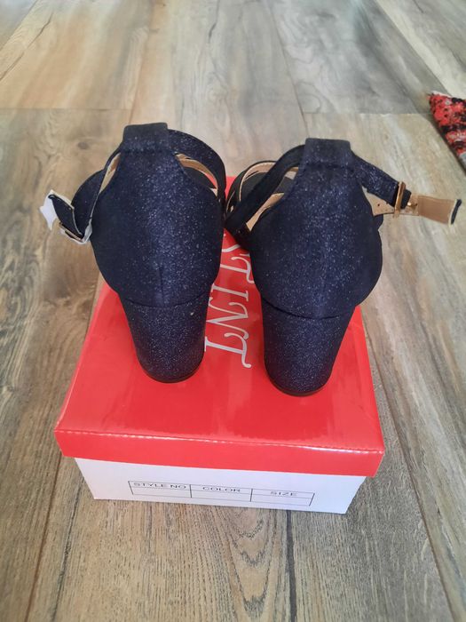 Дамски летни обувки