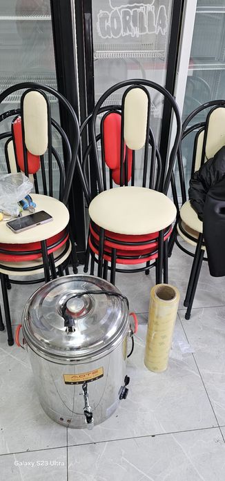 Продам стол стулья